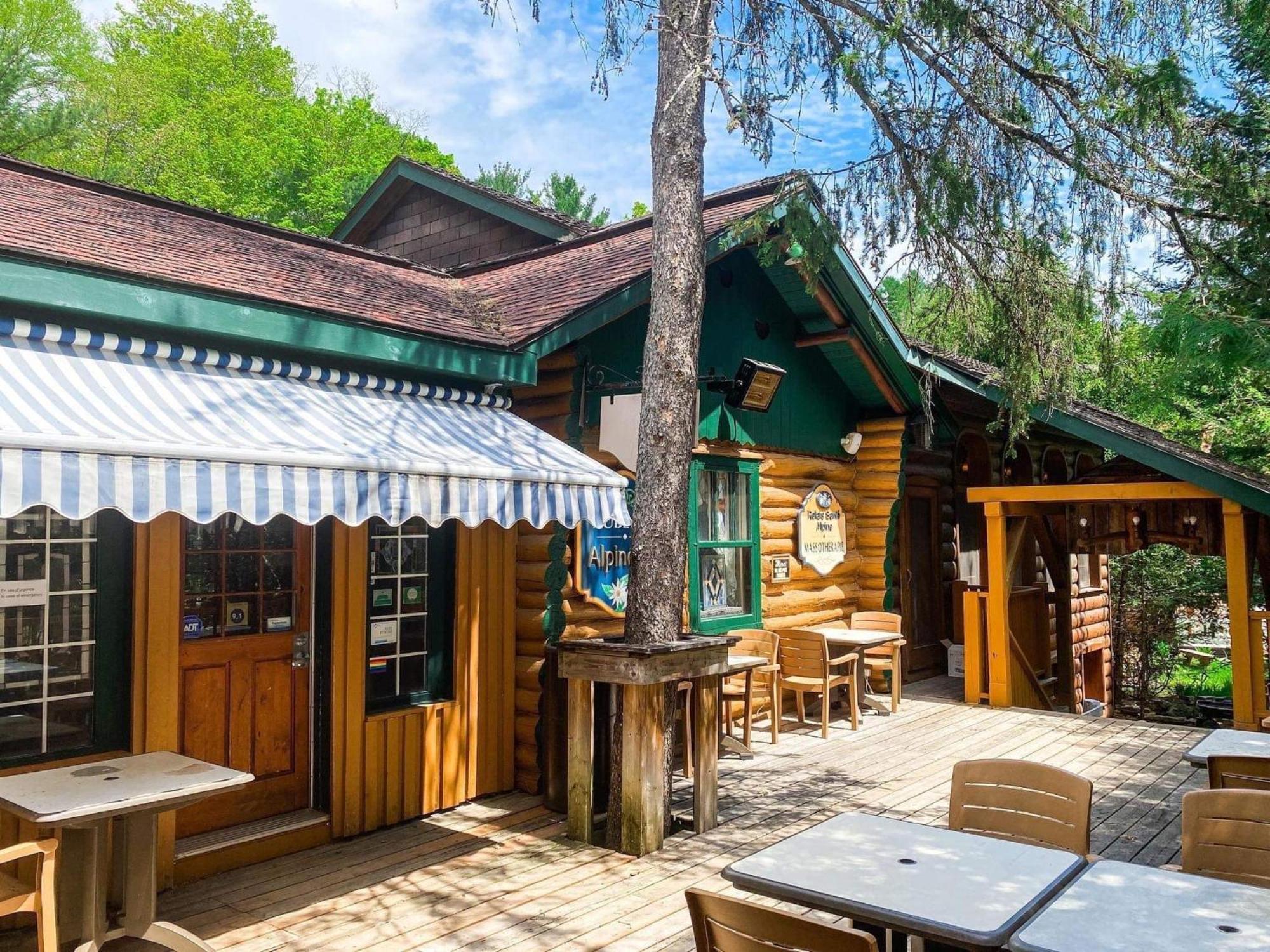 Chalet Alpine Sainte-Adèle Dış mekan fotoğraf