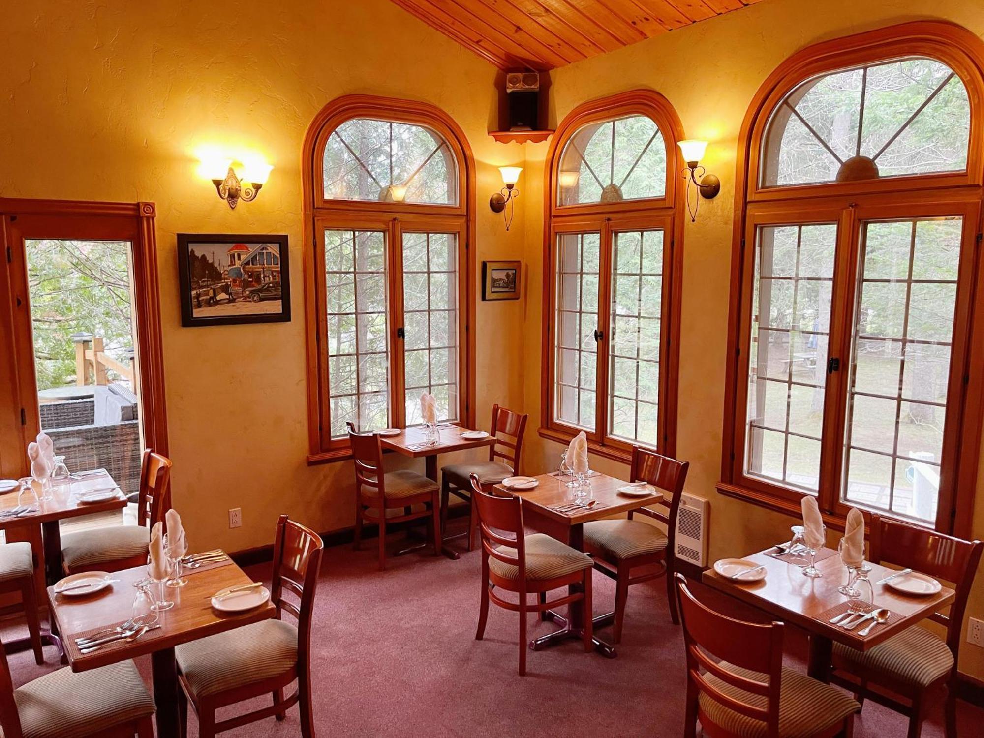 Chalet Alpine Sainte-Adèle Dış mekan fotoğraf